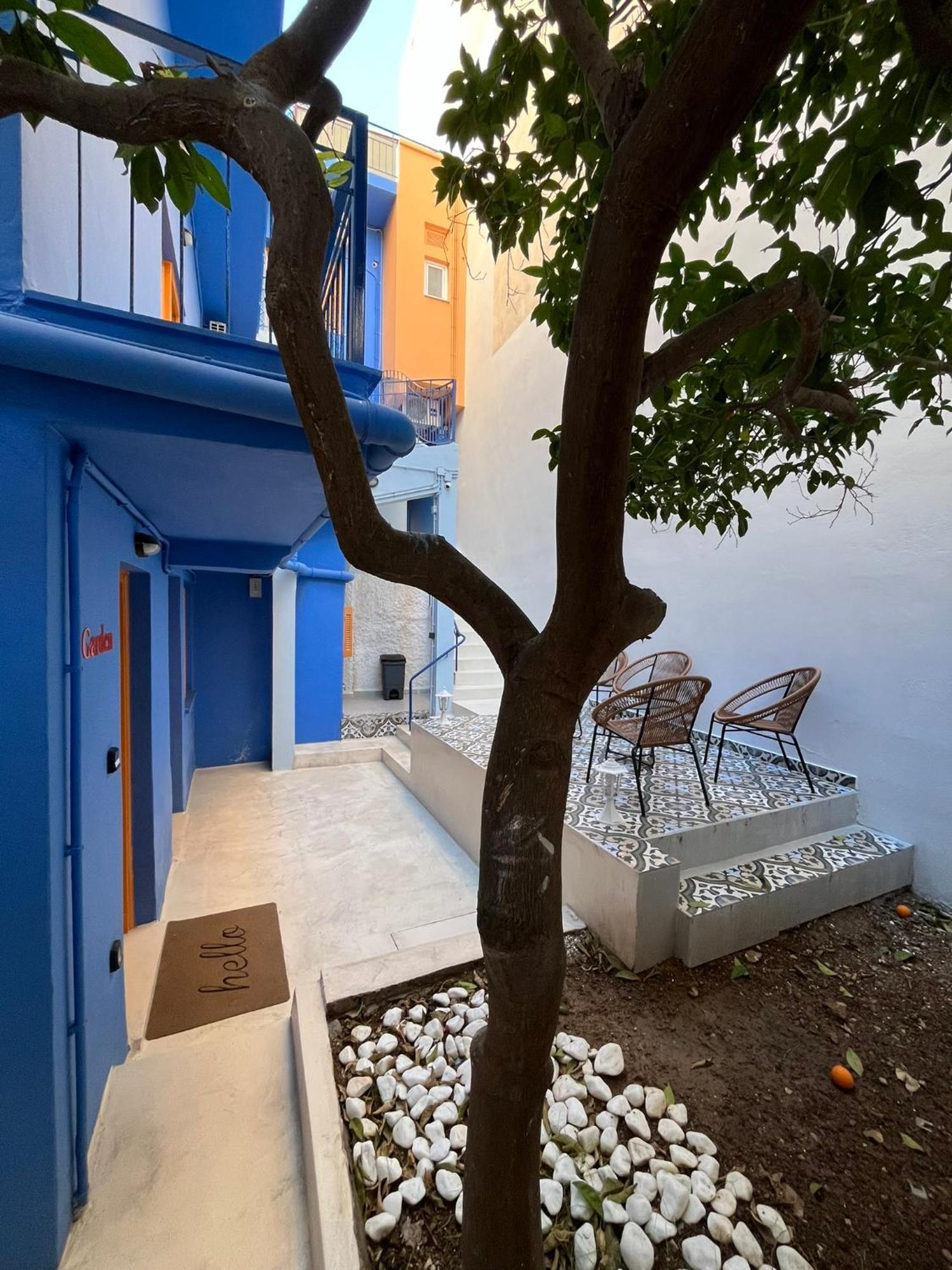 The Blue House Athens Aparthotel Exterior photo