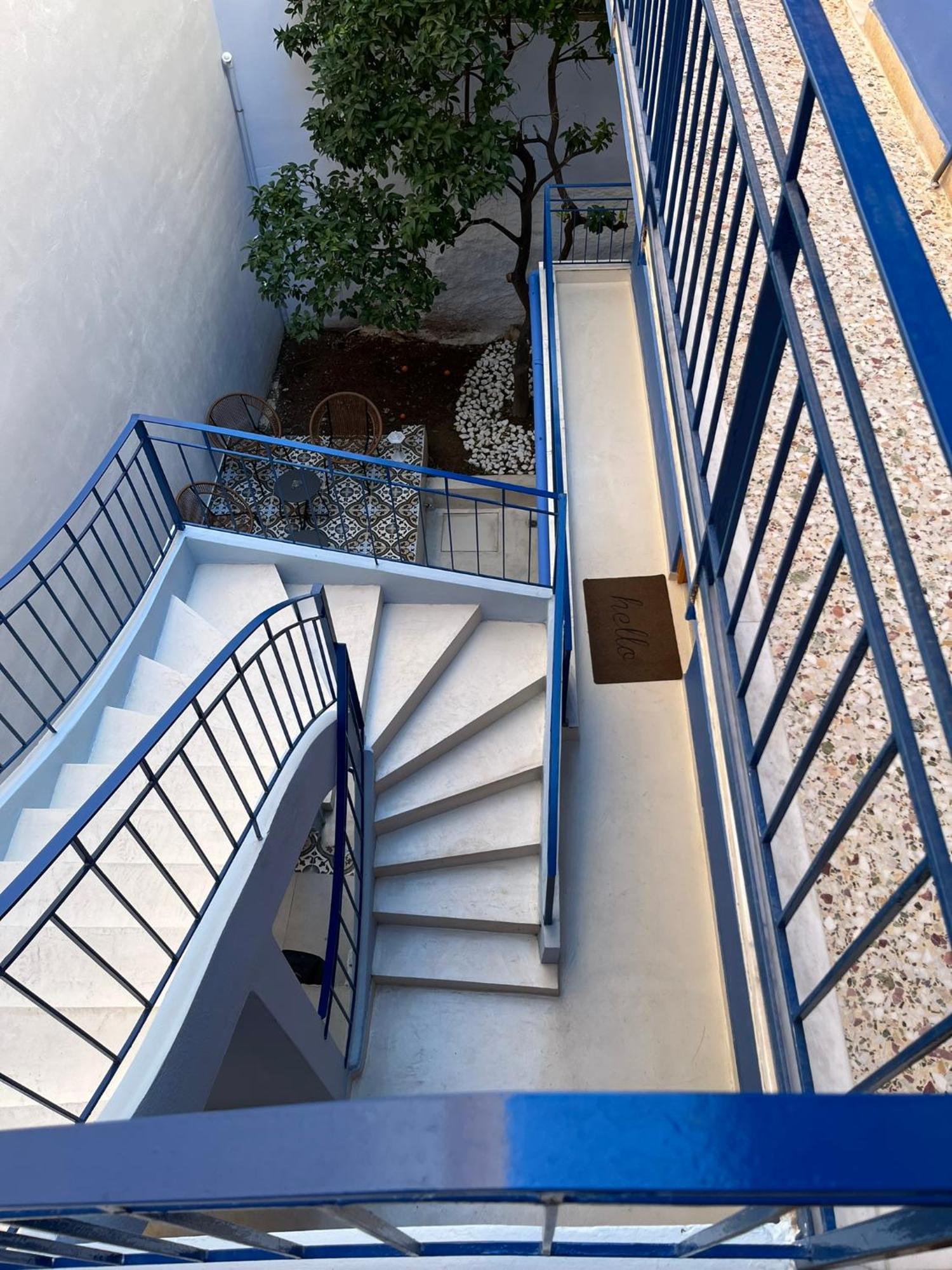The Blue House Athens Aparthotel Exterior photo